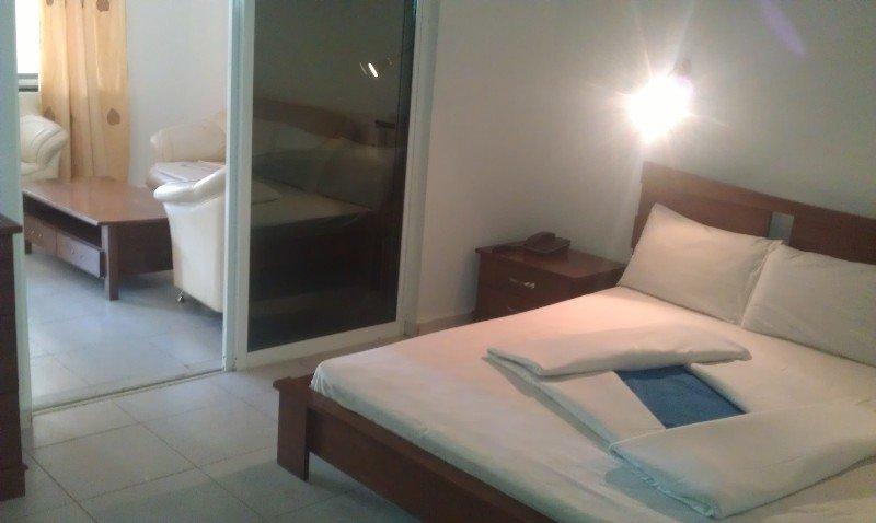 Sarges Hotel Serrekunda Esterno foto